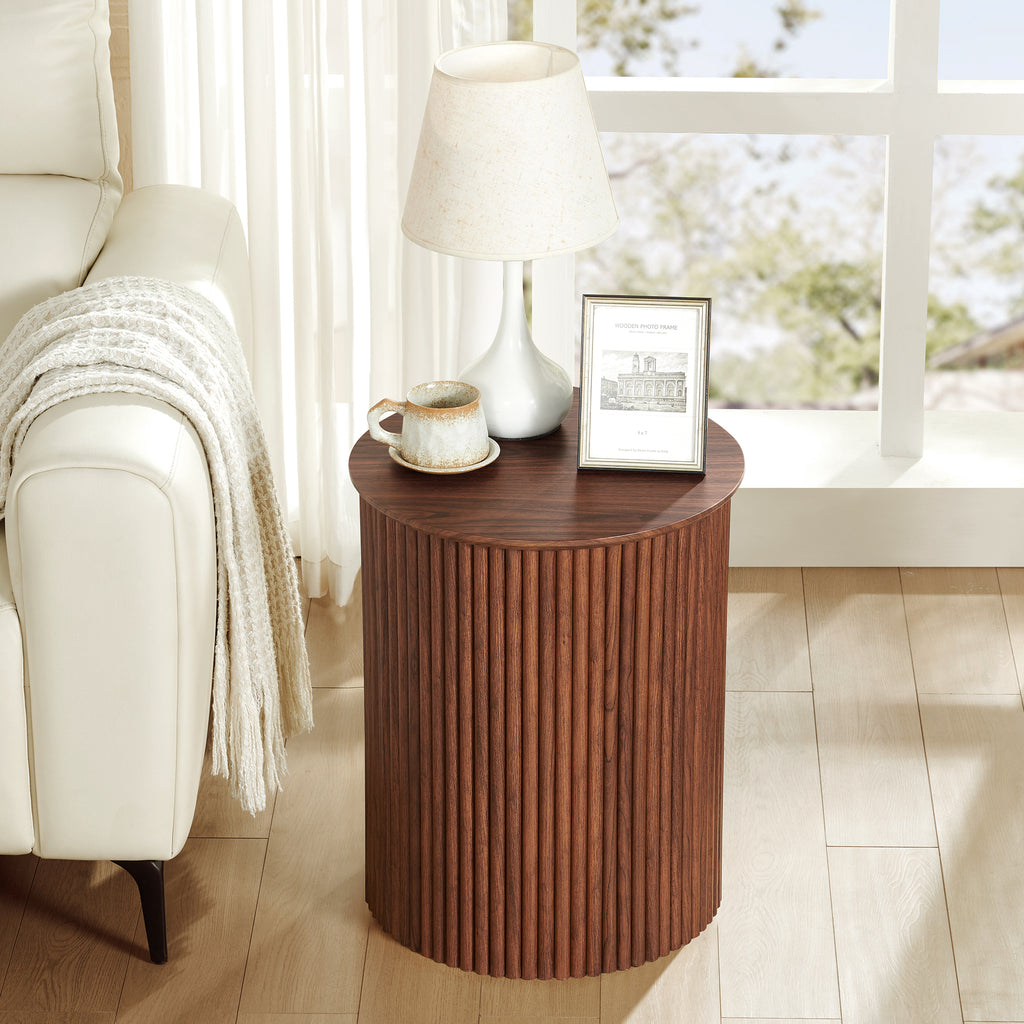 Small Round End table for Living Room with fluted Design, Circle Bedside Table for Bedroom